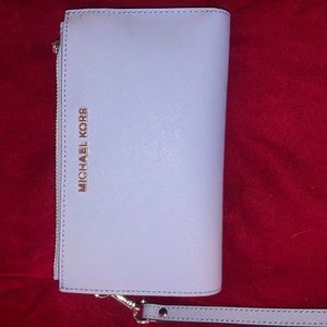 Michael Kors Jet Set Travel Double Zip Wristlet